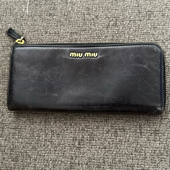 Miu miu black wallet - Picture 1 of 9